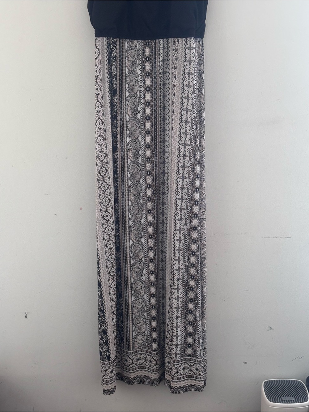 Sleeveless Black & Patterned Maxi Dress Size XL - Picture 3 of 9